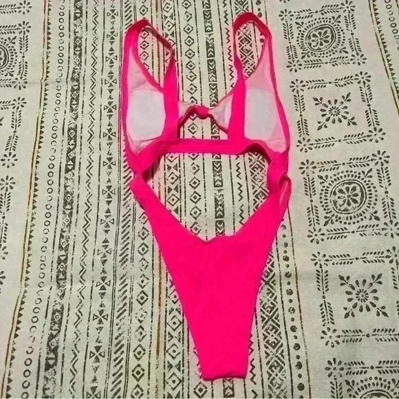 Hot Pink one piece XS - Picture 2 of 3